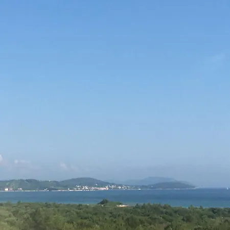 公寓 Dzelalija *